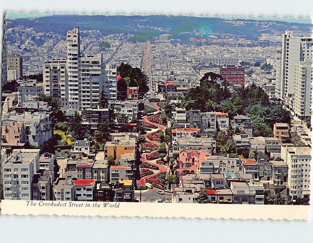 Postcard The Crookedest Street in the World Lombard Street San Francisco CA USA