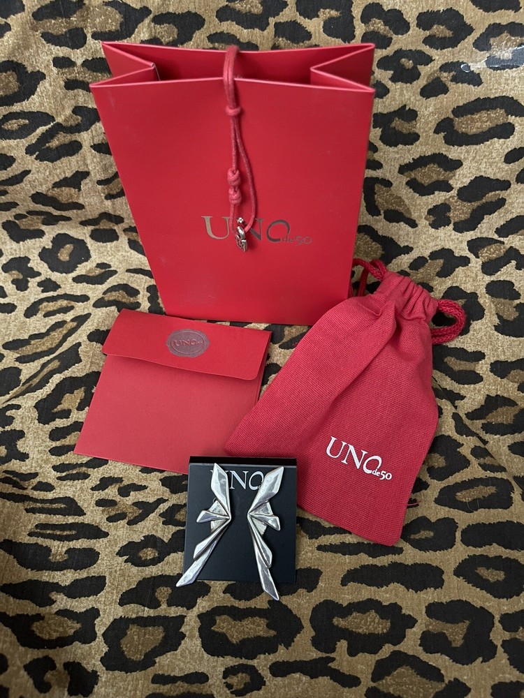 UNO de 50 Silver Abracadabra Earcrawler Earrings Signed NWT-image