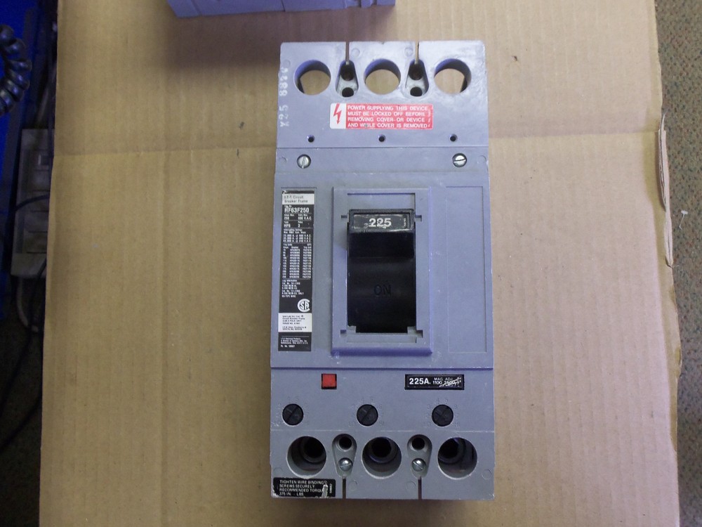 Ite Siemens Hf Hf63F250 3 Pole 225 Amp Trip 600V Circuit Breaker Ak