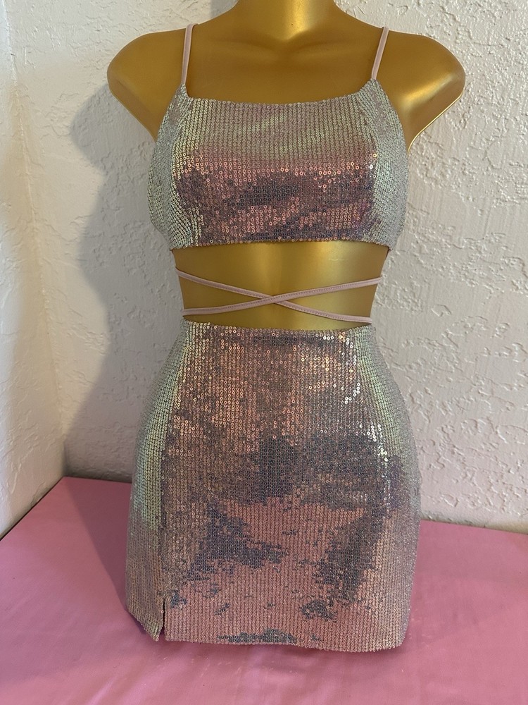New With Tag Pink Sequin Skirt Set Size Small