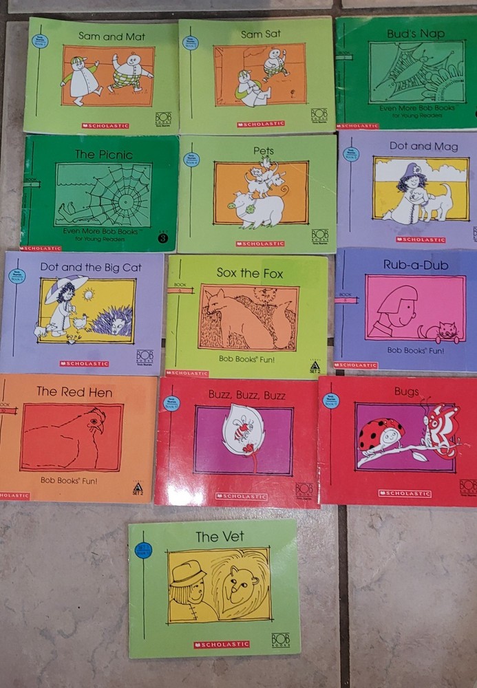 Lot Of 13 BOB Books - Mixed Series- Early Reader Scholastic
