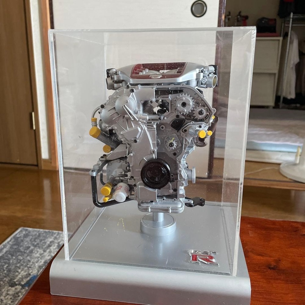 Nissan GT-R engine model #e1d8fb