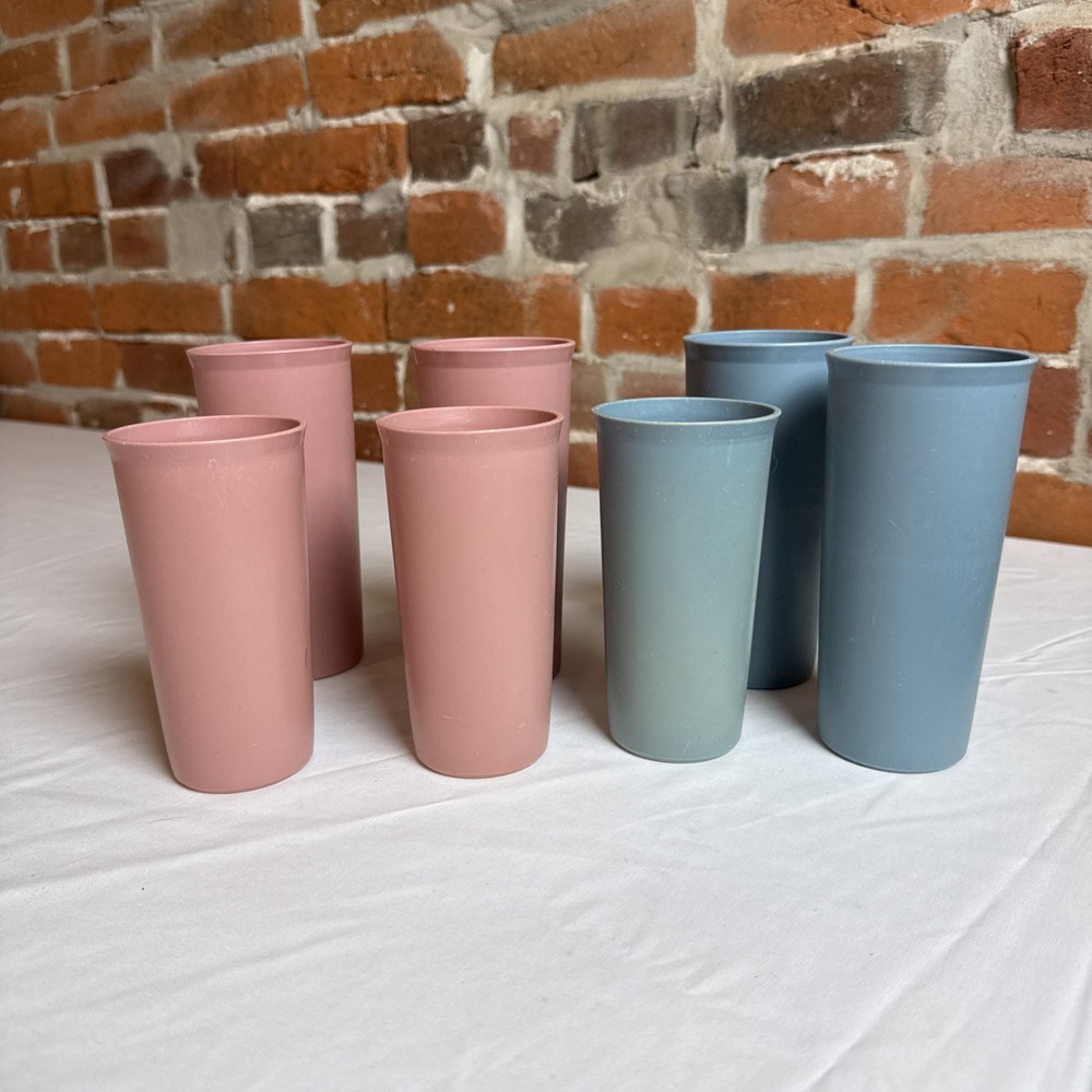 Vintage Tupperware Tall Tumblers Glasses Pink & Blue Lot #116-5. #116-6, #115-28