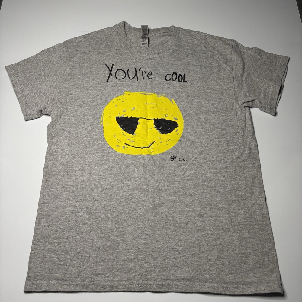 Gildan Heavy Cotton Gray Smiley Face Graphic Men's Medium Short Sleeve T-Shirt