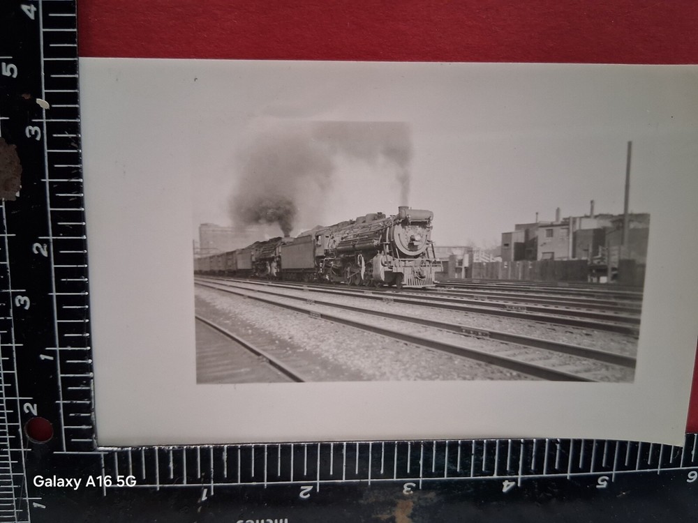 PERE MARQUETTE RAILROAD LOCOMOTIVE #2222 PHOTO DOUBLE HEAD FREIGHT TRAIN 1940's