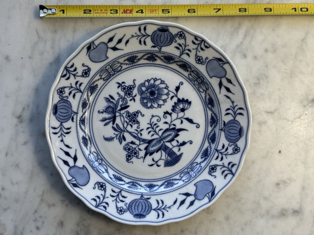 Meissen Blue Onion Zwiebelmuster Salad Plate 8