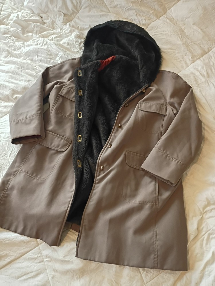 Vintage Forecaster of Boston Women's Tan Fur Lined XL Size 18 Hooded Long Coat