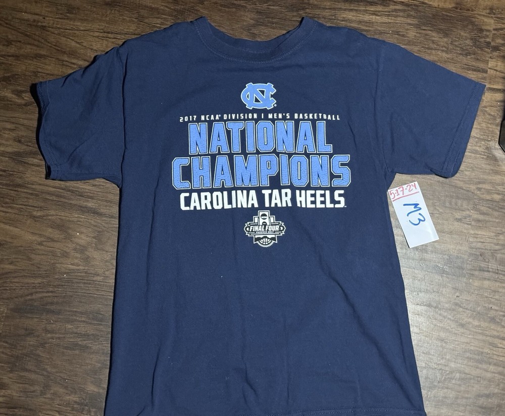 Carolina Tarheels National Champions Men’s Basketball T Shirt  Medium