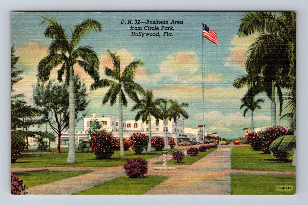 Hollywood FL-Florida Business Area From Circle Park Vintage Postcard