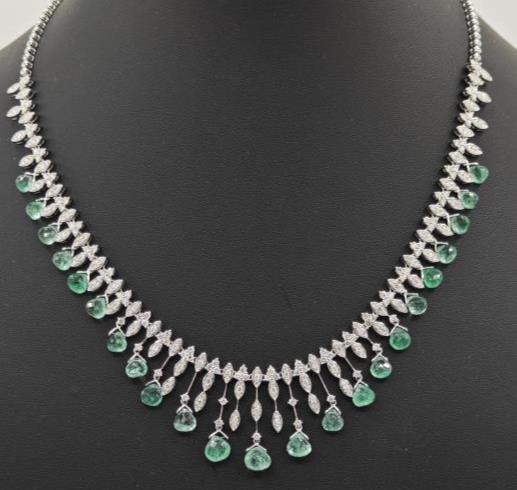 Extra Large 27.89Ct Diamond & Aaa Emerald 18K White Gold 3D Graduating Necklace