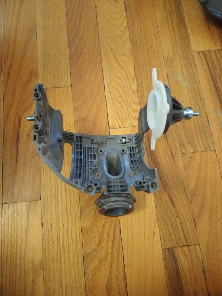 Dyson Ball DC41 DC65 DC66 UP13 Yoke Assembly Replacement 923524-01