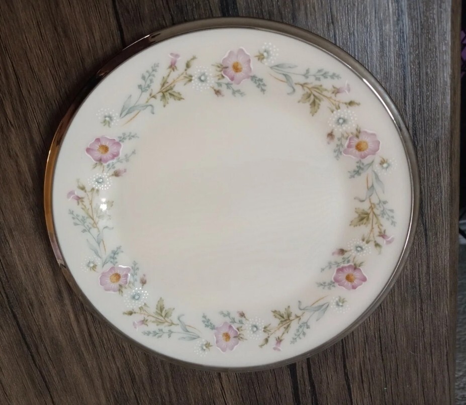 Lenox FLIRTATION Bread Plates China Floral