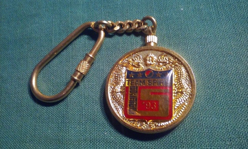 Vintage President of the Republic of Korea 1993 Commemorative Spirit Keychain