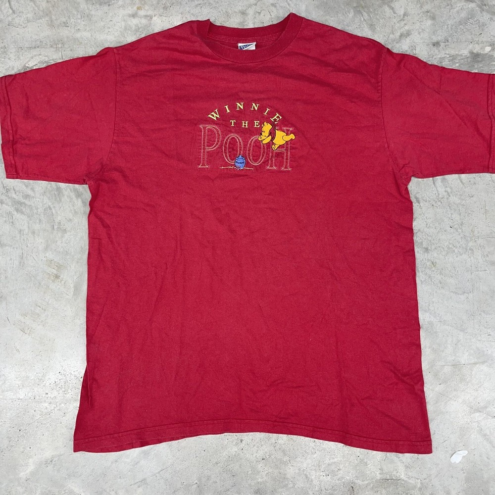 Vintage Disney T-Shirt Mens XL 90’s Winnie The Pooh Embroidered