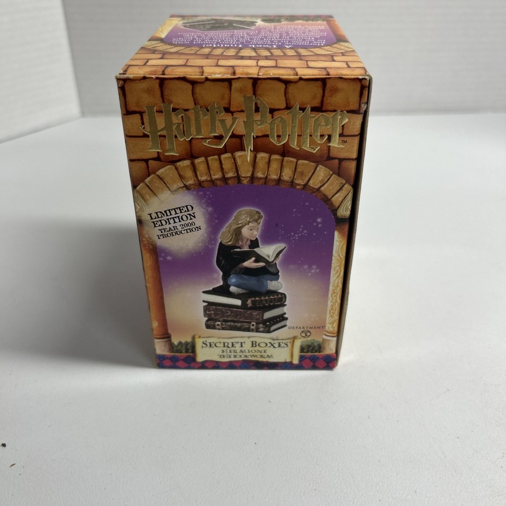 Harry Potter Secret Boxes Department 56 - Hermione