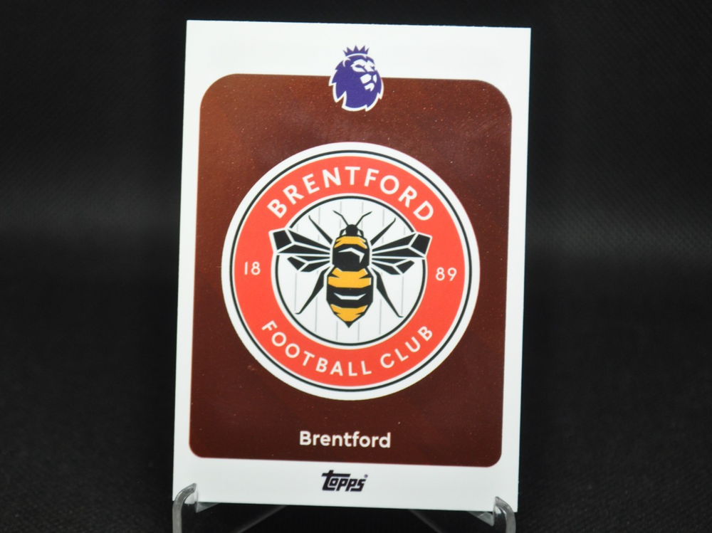 Brentford Team Badge 2025-26 Topps Premier League Soccer #55 Base