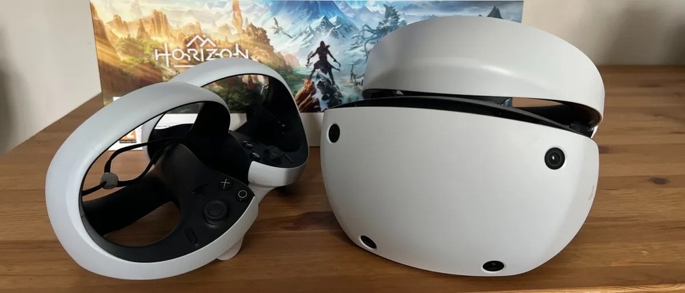 Sony PlayStation VR2 CFI-ZVR1 Headset & Sense Controllers for PS5