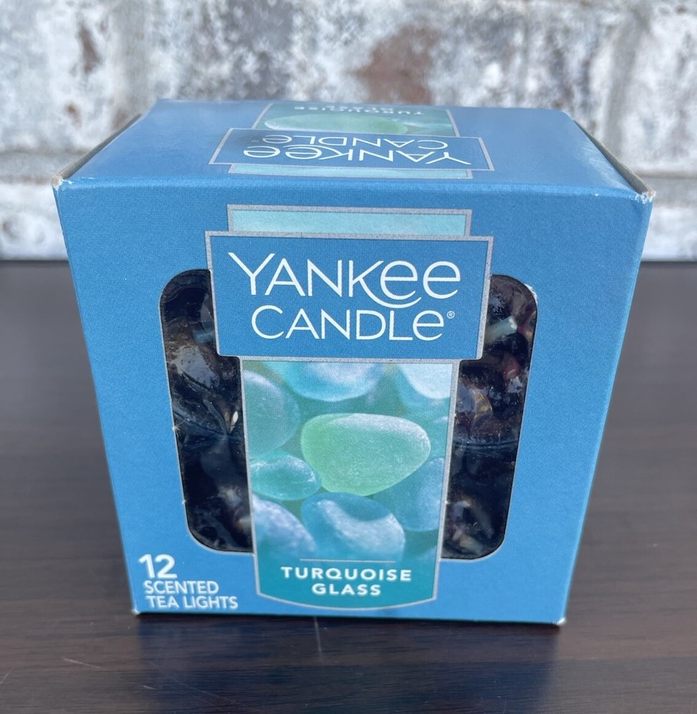 Yankee Candle 12 Turquoise Glass Scented Tea Lights New Old Stock Open Box