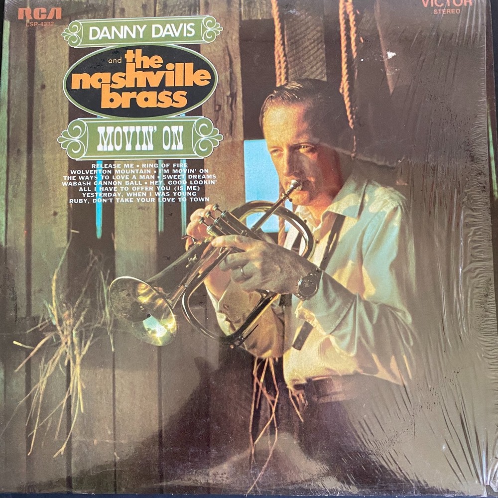 Danny Davis & Nashville Brass – Movin' On LP 1969 RCA Victor Country Brass 33