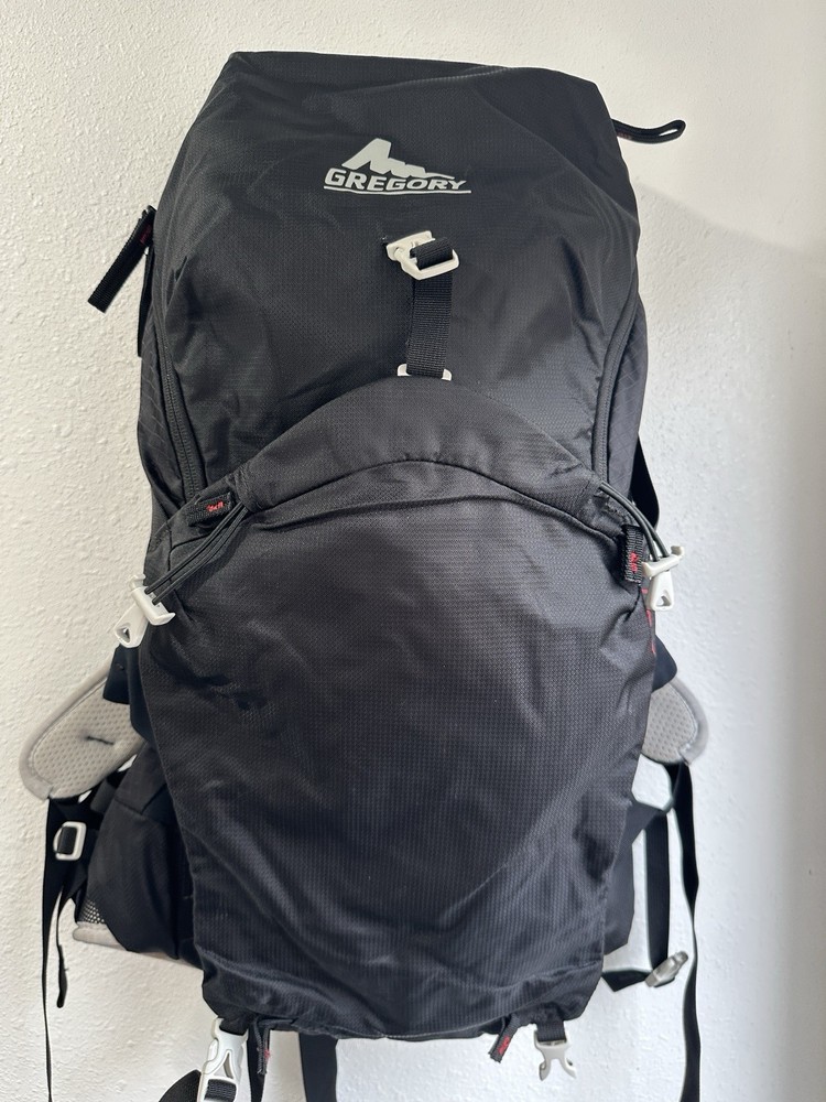 Gregory Z30 Hiking Backpack 30L Black Backpacking Camping