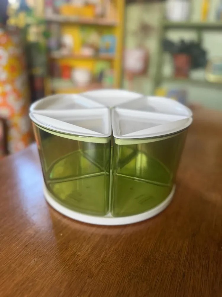 Vintage 1970's Rubbermaid 