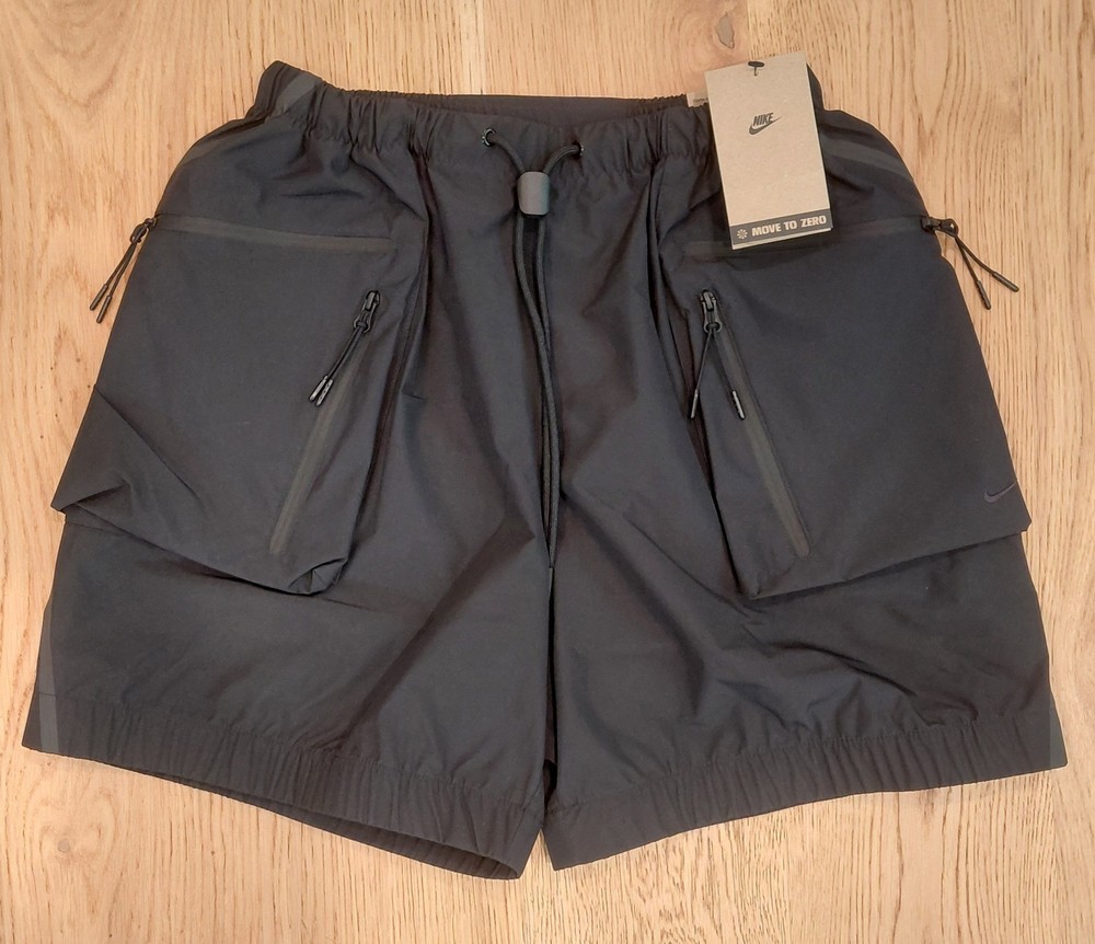 Men's Size XS | Nike Tech Super Lightweight Cargo Shorts | HJ2946-010