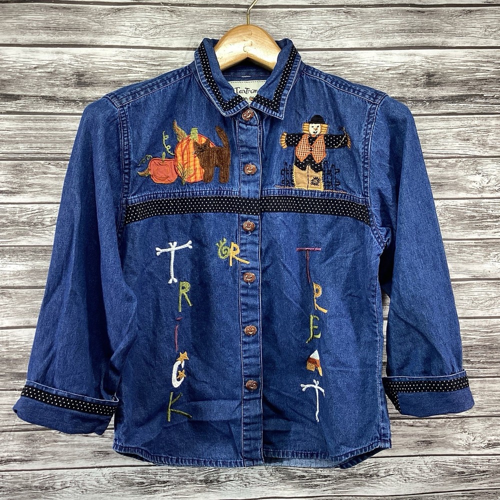 Vintage TanTrums Shirt Womens Medium Blue Denim Halloween Trick or Treat Y2K