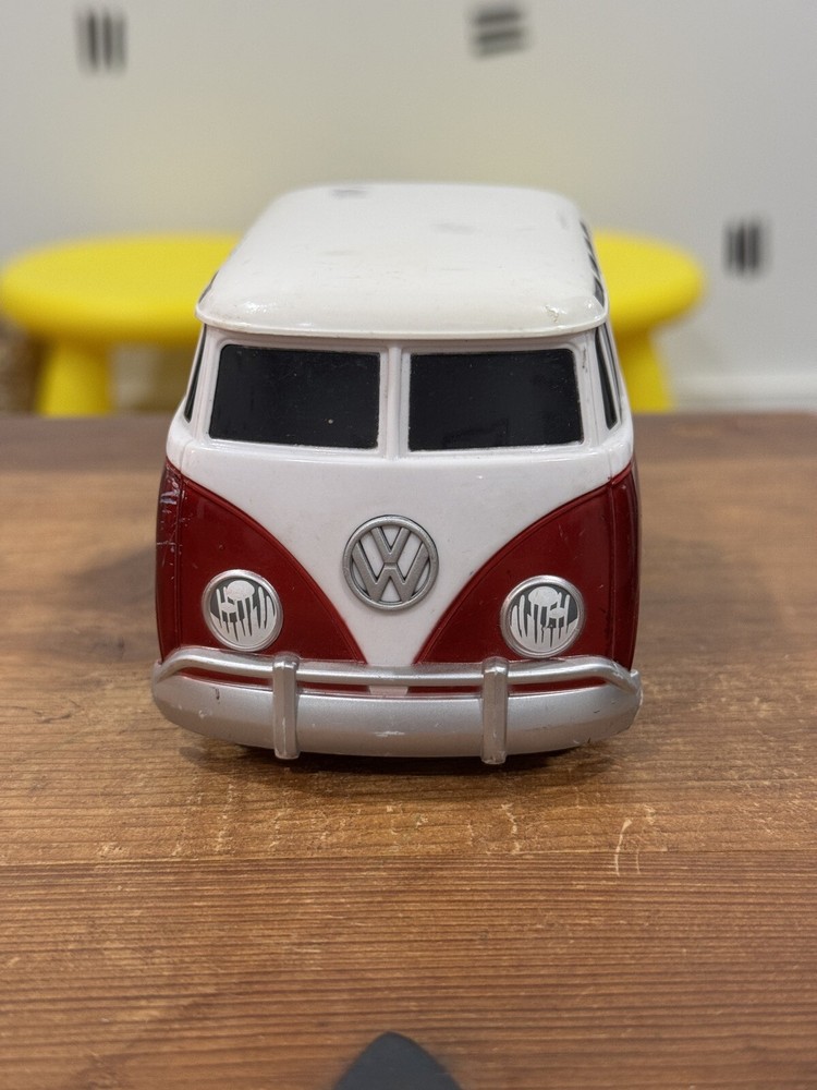 Jada Toys Chub City 62 Volkswagen Bus, CAR ONLY, Radio Control, Red, RARE. 📦