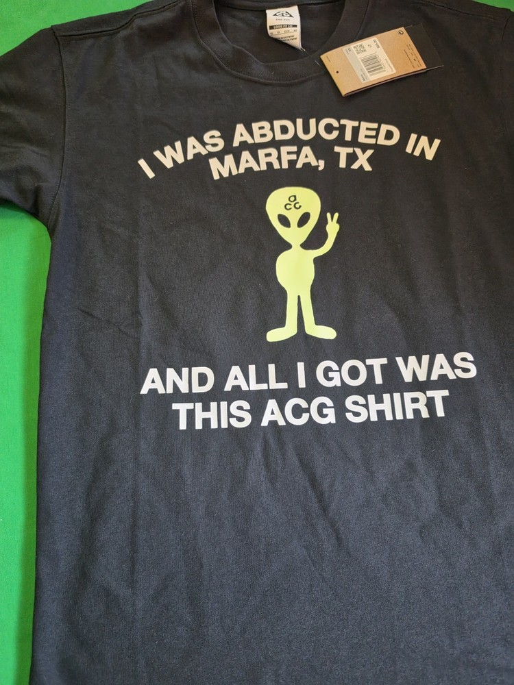 Nike ACG Alien Graphic Loose Fit Men's T-Shirt HV2168-010 Size XS