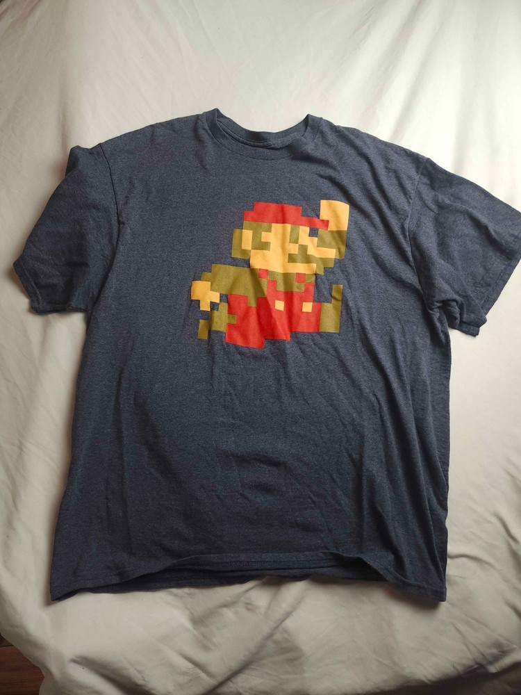 Nintendo Super Mario Bros. 8-bit Leaping Mario Shirt Mens XL Gray Short Sleeve