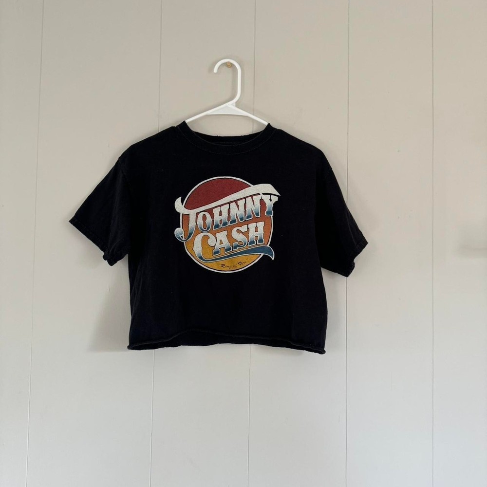 Johnny Cash cropped black graphic short sleeve t shirt size small