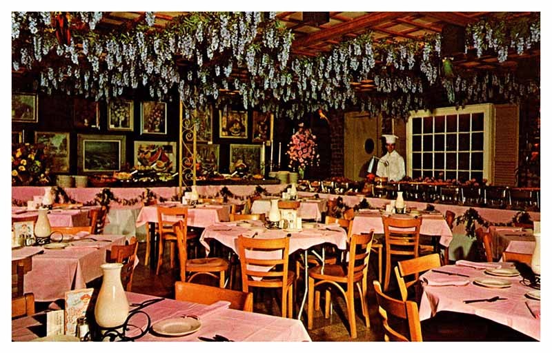 Postcard RESTAURANT SCENE Savannah Georgia GA m/09 AT2036