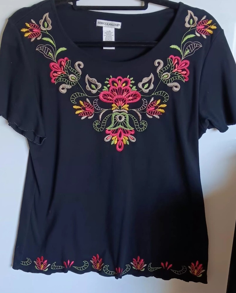 Rebecca Malone Top Black Cotton Colorful Embroidered Floral Artsy Short Sleeve L