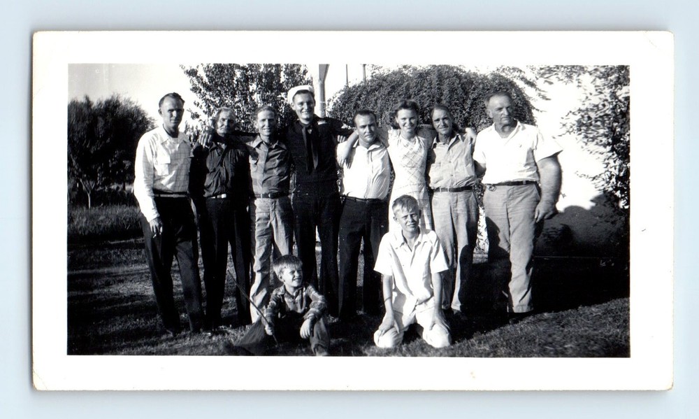 Old Vintage Photo MEN WOMAN BOYS NAVY SAILOR GROUP PICTURE SNAPSHOT