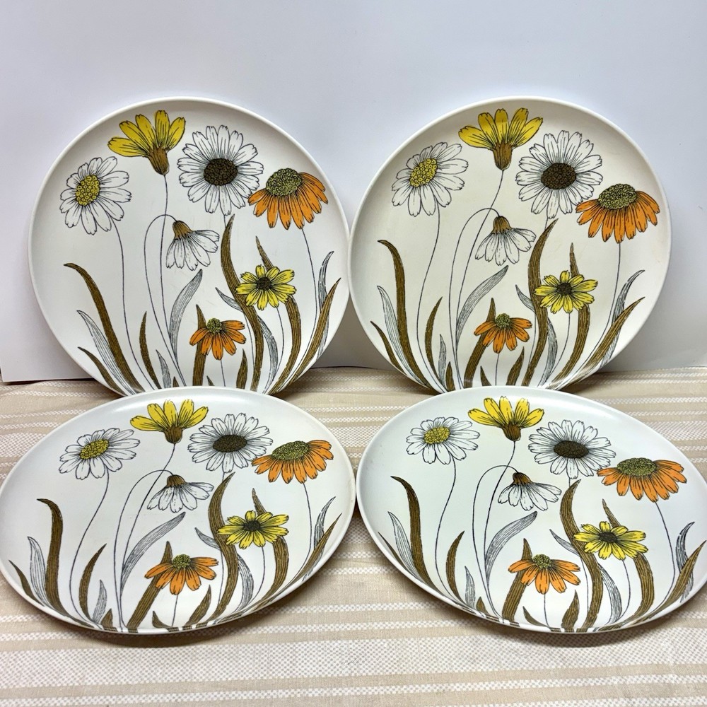 Vintage Melamine Plates Set Of  4 Retro Orange/Yellow Poppies Floral  1960s
