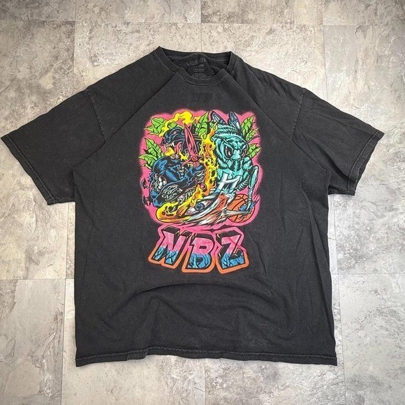 Black abstract graphic Y2K T shirt size xl-image