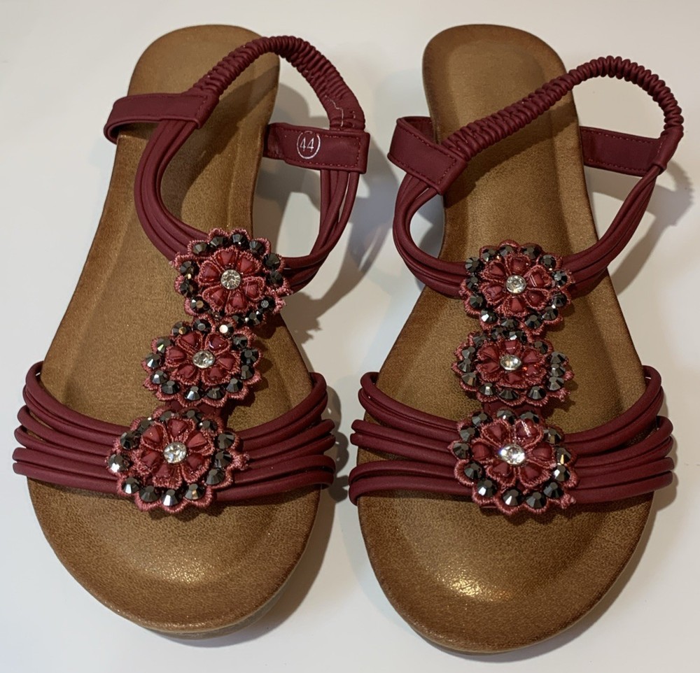 Women’s Maroon Size 9.5 Casual Sandals - Unbranded