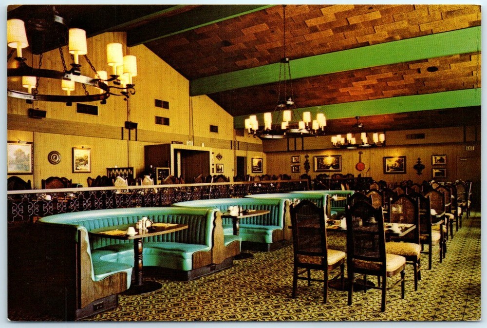 Postcard Dining room - Lawrence Welk Country Club Village - Escondido, CA