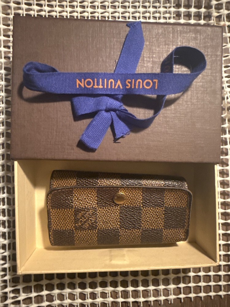 Authentic Louis Vuitton Brown Monogram Canvas 4Key Holder M62630