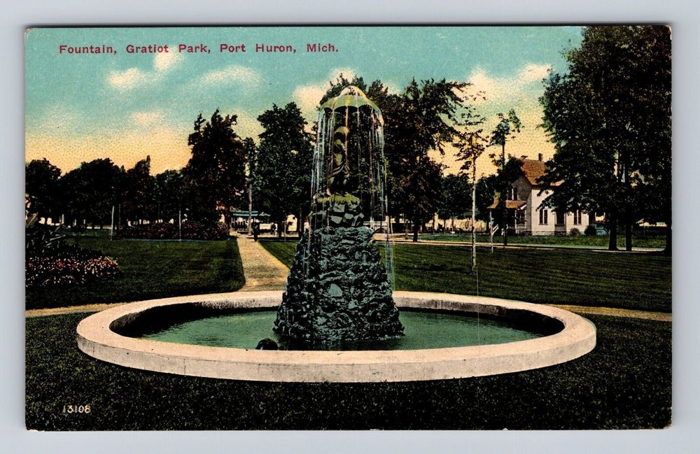 Port Huron MI- Michigan, Fountain, Gratlot Park, Antique, Vintage Postcard