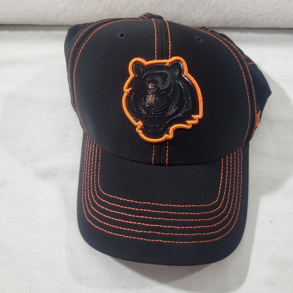 Vintage Cincinnati Bengals  NFL Headwear One Size Adjustable Cap Black