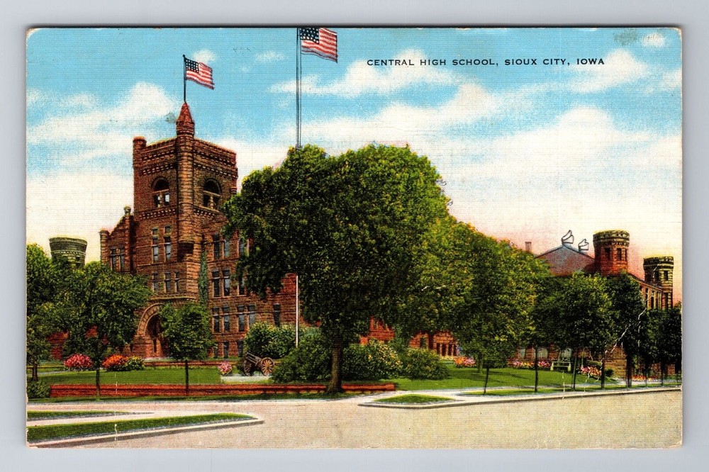Sioux City IA-Iowa, Central High School, Antique Vintage Souvenir Postcard