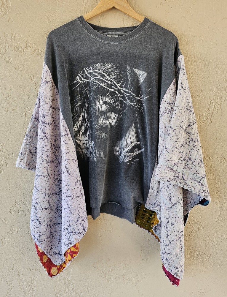 Vintage JESUS Crucifixion Authentic KANTHA Upcycled Poncho BOHO T-Shirt ONE SIZE