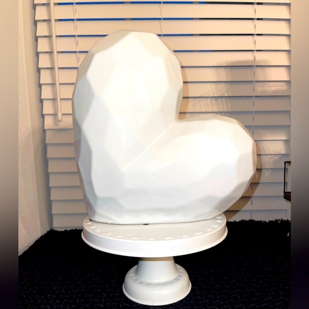 White Geometric Pattern Large Ceramic Heart