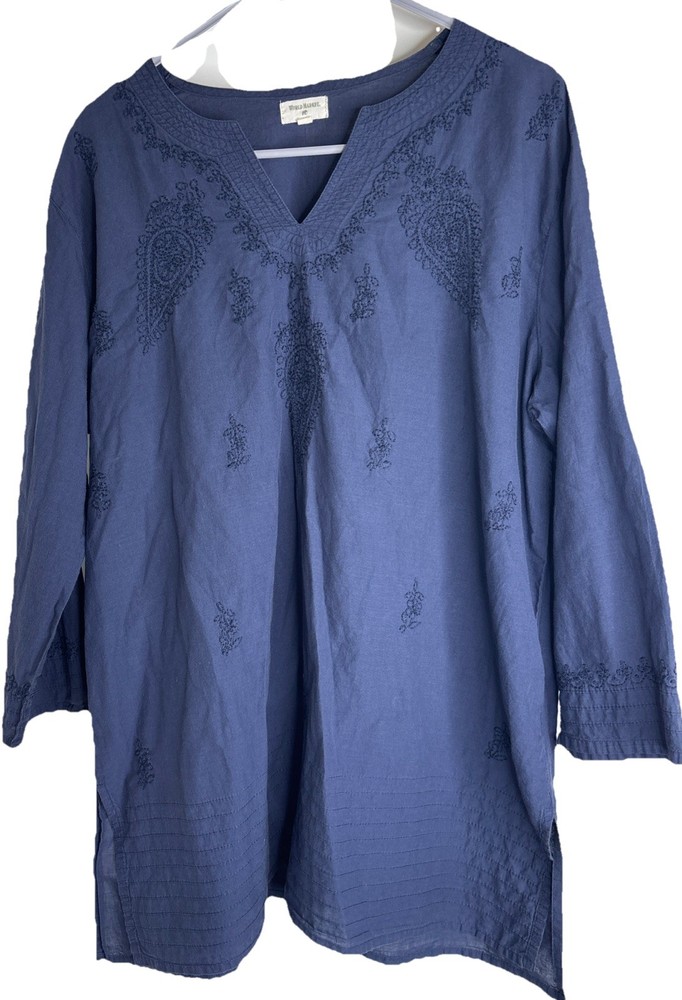 World Market Embroidered Tunic, Navy, Split hem, Lightweight Women’s Size L/XL