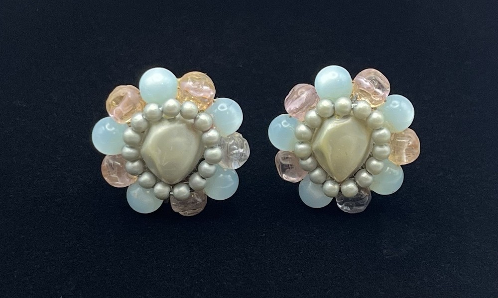 Vtg Karu Blue Moonglow & Pink Lucite Cluster & Crystal Silver Tone Clip Earrings