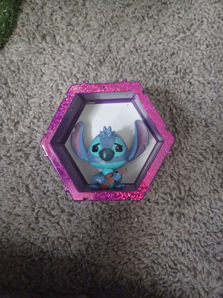 Wow! Pods 4D Disney Classic Stitch Lilo & Stitch Light-Up Bobble-head Figure...