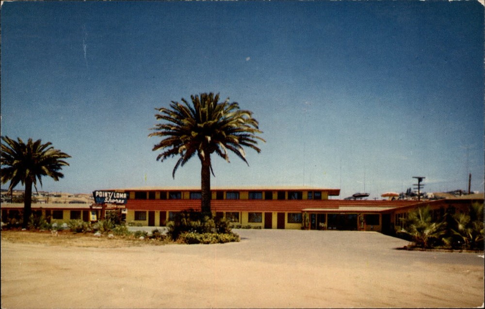 Point Loma Shores Motor Lodge San Diego California ~ 1950-60s vintage postcard