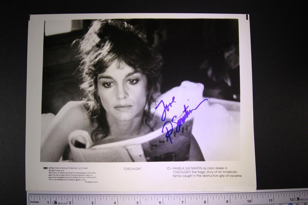 Pamela Sue Martin (Nacy Drew Mysteries~Dynasty) Autograph Photo~
