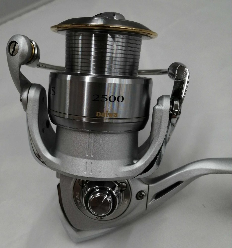 Daiwa Luvias 2000 Spinning Reel Fast Gear Ratio Pre-Owned